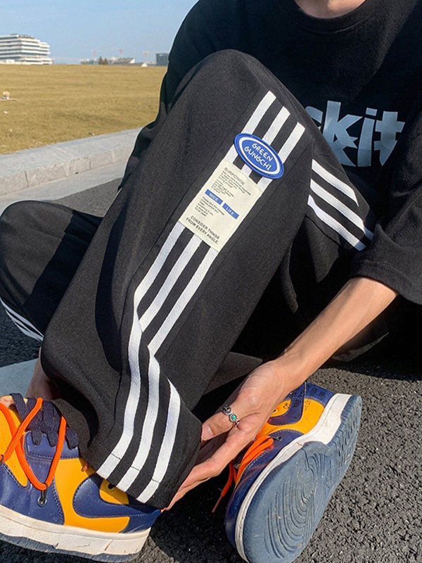 Lässige Jogginghose mit Seitenstreifen für Herren-1